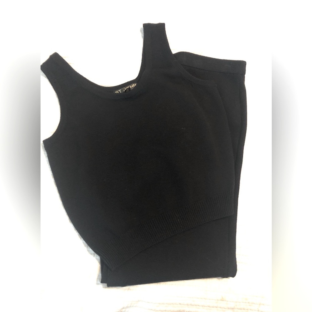 St. John knit set black EUC